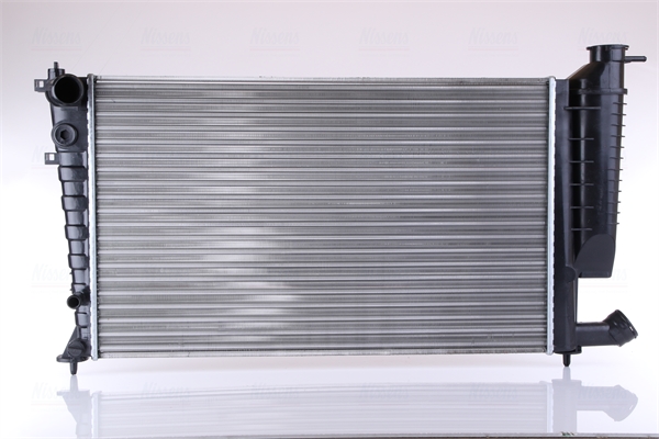 Radiator, engine cooling NISSENS 61317A