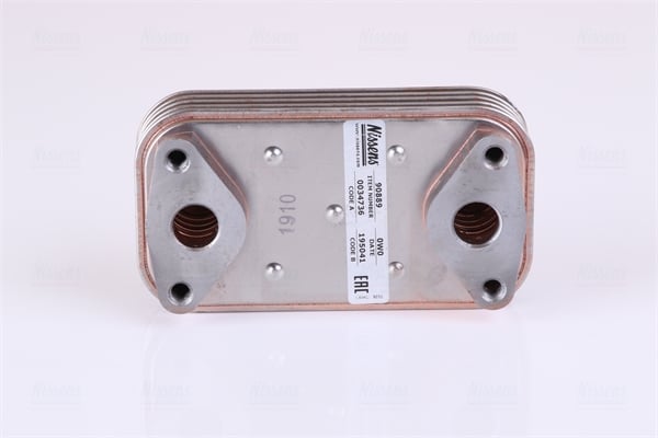 Oil Cooler, engine oil NISSENS 90889