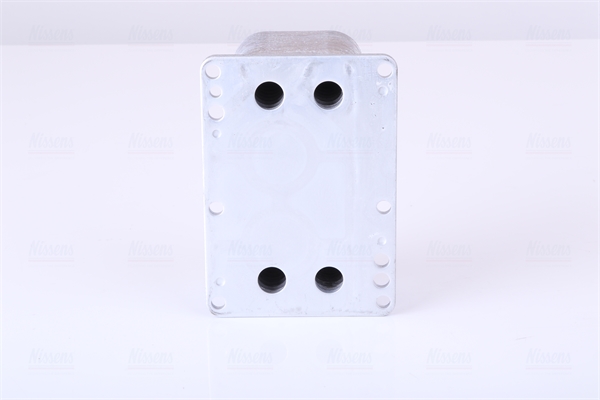Oil Cooler, engine oil NISSENS 90921