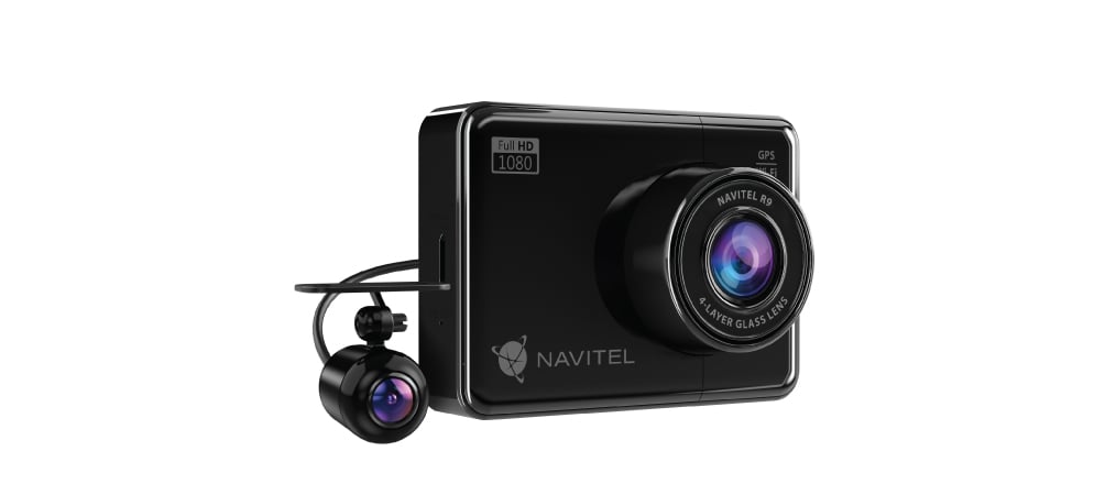 Kojelautakamera NAVITEL R9